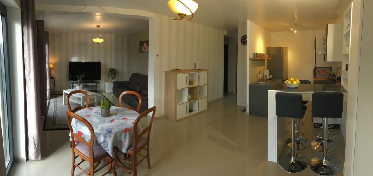 Appart Pres De Meaux Chambry Exterior foto